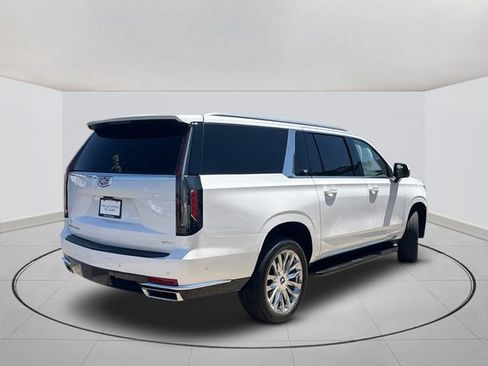 Certified 2023 Cadillac Escalade ESV Premium Luxury AWD/4WD image 12