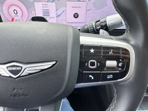 Used 2025 Genesis GV80 2.5T Standard AWD/4WD image 38