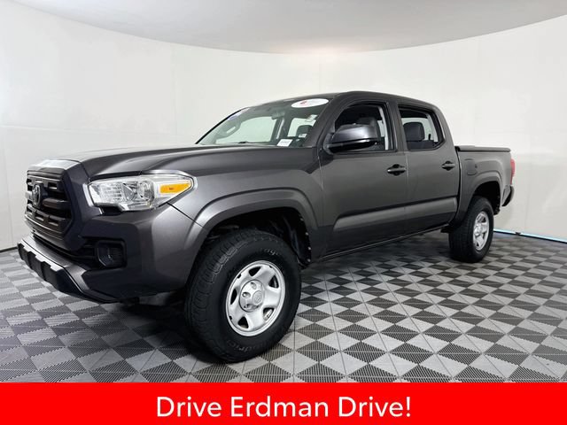 Certified 2016 Toyota Tacoma SR RWD image 3