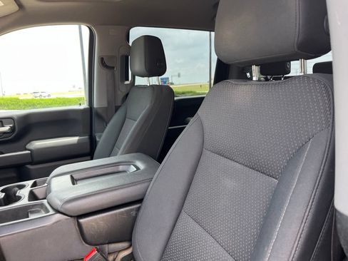 Used 2020 Chevrolet Silverado 2500 Custom w/ Custom Value Package AWD/4WD image 11