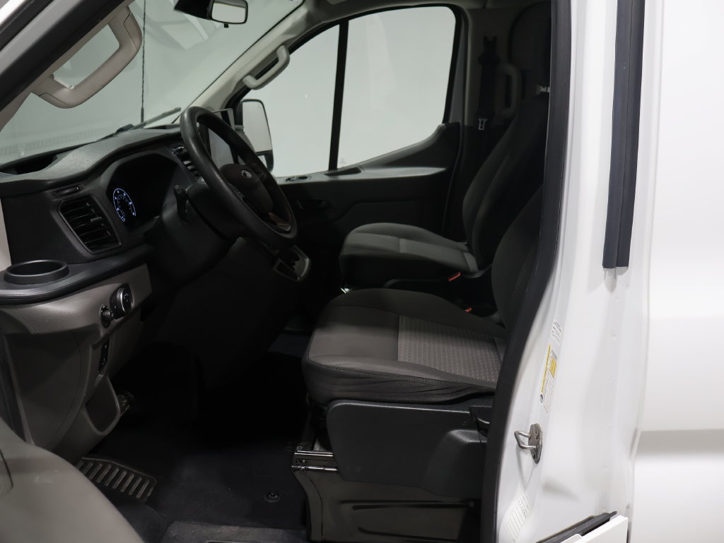 Used 2024 Ford Transit 350 XLT RWD image 10