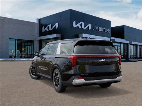 New 2026 Kia Carnival EX image 4