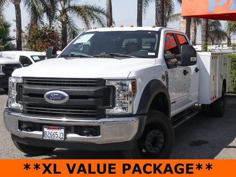 Used 2018 Ford F550 2WD Crew Cab Super Duty image 4