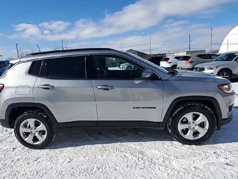 Used 2019 Jeep Compass Latitude w/ Popular Equipment Group image 2