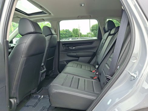 Used 2025 Honda CR-V EX-L image 10