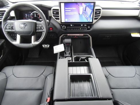 New 2026 Toyota Tundra Limited AWD/4WD image 36