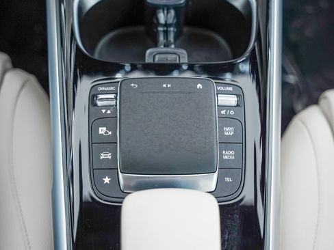Certified 2023 Mercedes-Benz EQB 300 4MATIC w/ Exclusive Package image 19