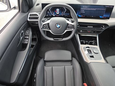 Used 2025 BMW 330i xDrive Sedan AWD/4WD image 3