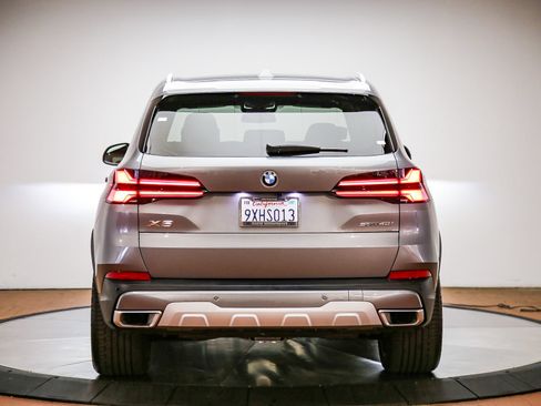 Used 2026 BMW X5 sDrive40i RWD image 3