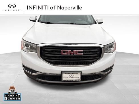 Used 2017 GMC Acadia SLE image 8
