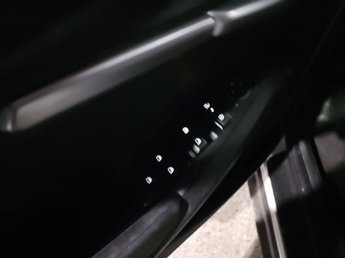 Certified 2024 Kia Seltos LX image 11