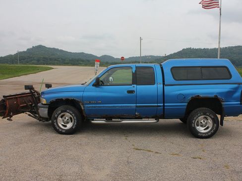 Used 2001 Dodge Ram 1500 Truck 4x4 Quad Cab image 8