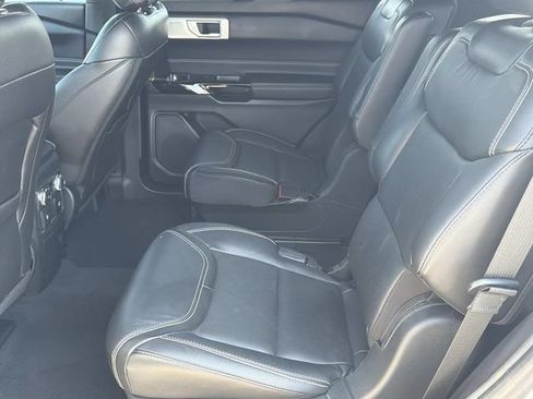 Used 2022 Ford Explorer ST w/ Equipment Group 401A AWD/4WD image 21
