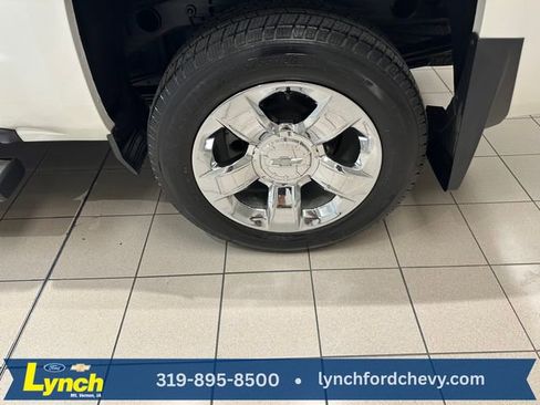 Used 2017 Chevrolet Silverado 1500 LTZ Z71 w/ LTZ Plus Package AWD/4WD image 28