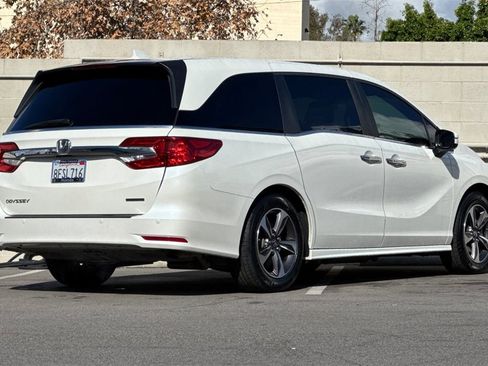 Certified 2019 Honda Odyssey Touring image 8