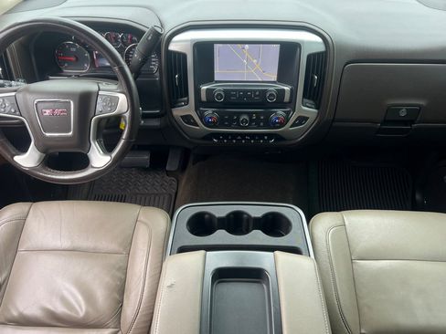 Used 2015 GMC Sierra 2500 SLT w/ Duramax Plus Package image 10