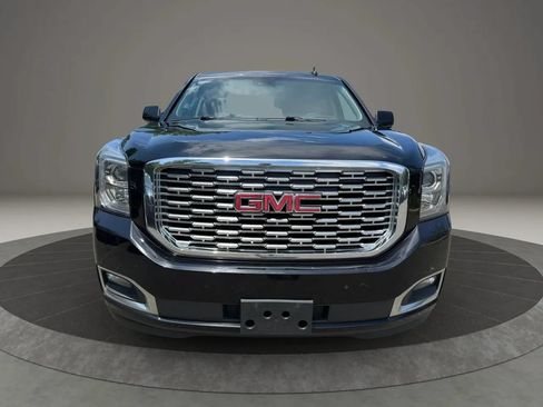 Used 2018 GMC Yukon XL Denali AWD/4WD image 2