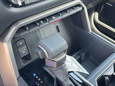 New 2026 Toyota Tundra Limited AWD/4WD image 22