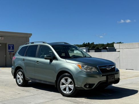 Used 2016 Subaru Forester 2.5i Limited AWD/4WD image 7