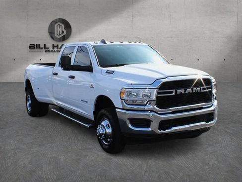 Used 2020 RAM 3500 Tradesman image 3