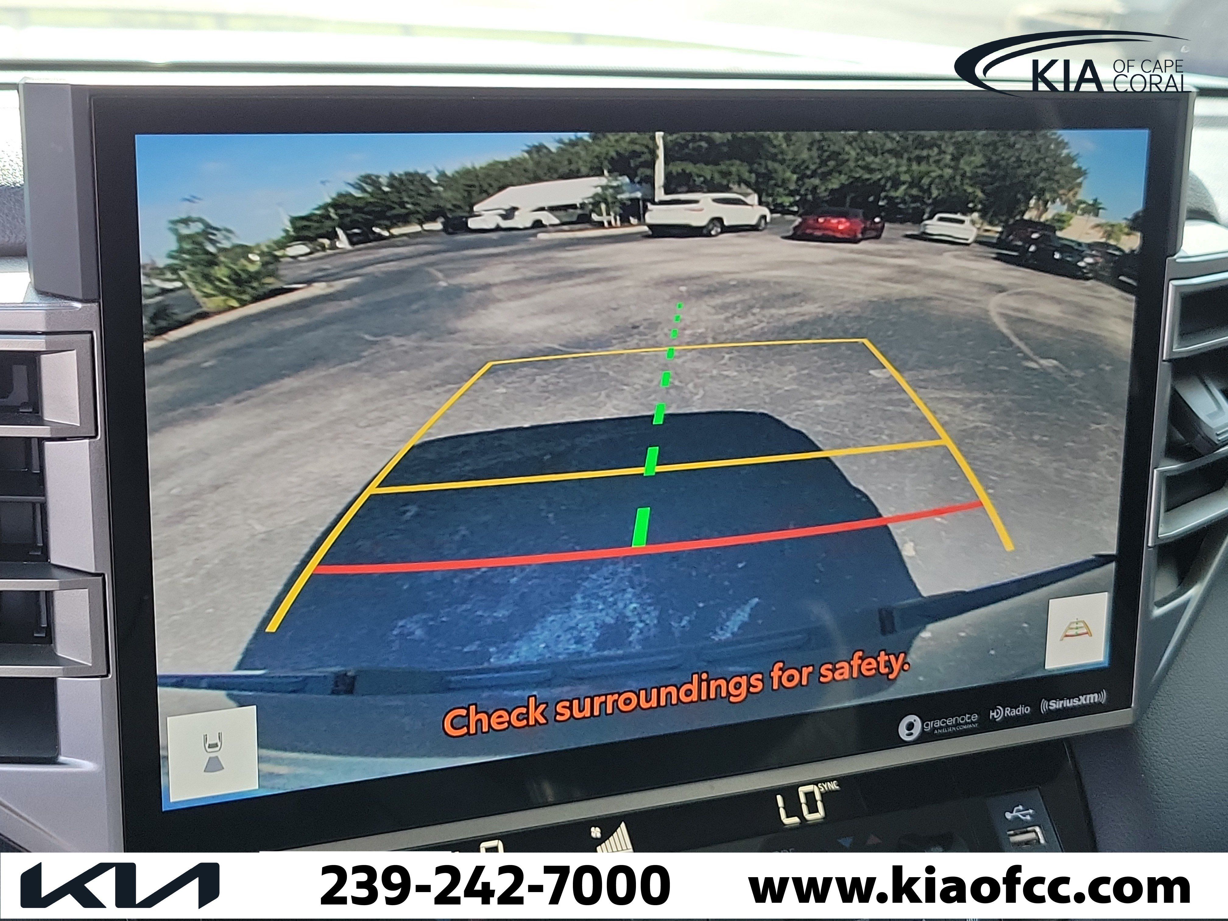 Used 2023 Toyota Tundra Limited w/ Power Package RWD image 28