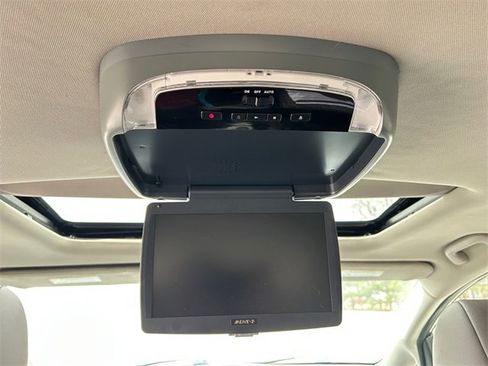 Used 2015 Honda Odyssey EX-L image 25