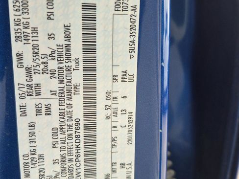 Used 2017 Ford F150 Lariat image 5