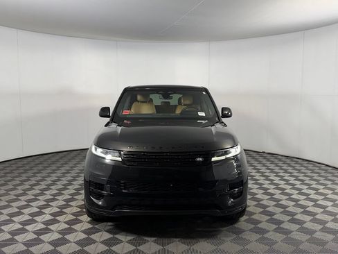 Used 2025 Land Rover Range Rover Sport SE AWD/4WD image 12