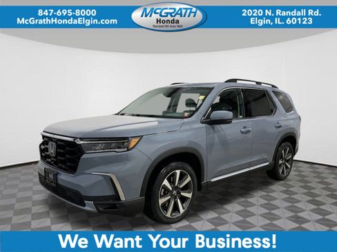 New 2025 Honda Pilot Touring image 1