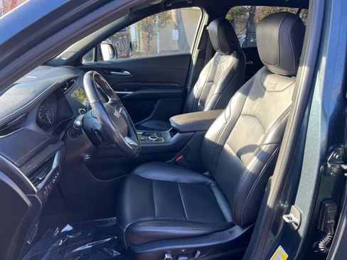Used 2021 Cadillac XT4 Sport image 7