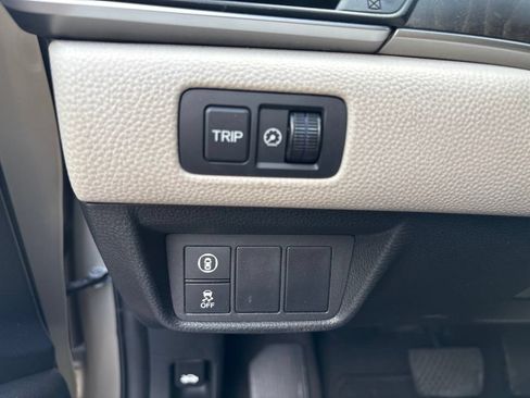 Used 2018 Honda Accord EX image 25