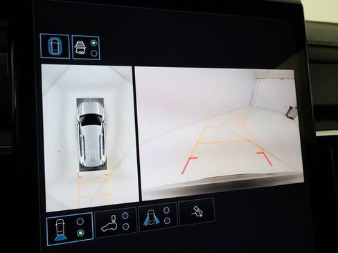 Certified 2025 GMC Acadia Elevation image 16