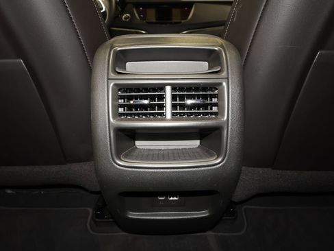 Certified 2025 Cadillac XT5 Premium Luxury image 29