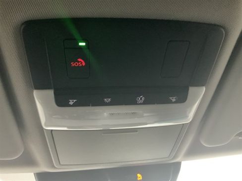 Used 2025 Mitsubishi Outlander 4WD Plug-In Hybrid image 39