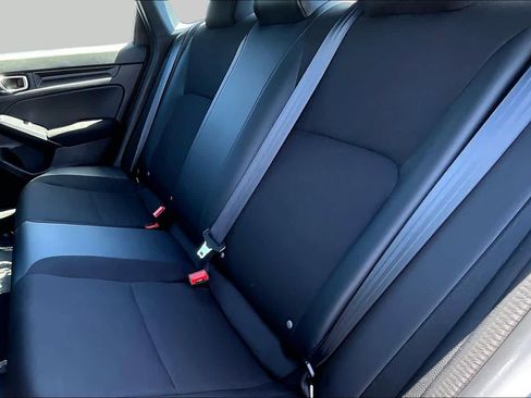 Used 2023 Honda Civic Sport image 20