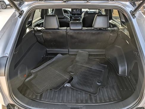 Used 2023 Toyota RAV4 XSE AWD/4WD image 29
