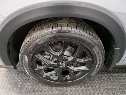 Used 2023 Honda HR-V Sport image 7