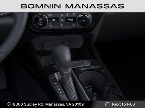 New 2026 Chevrolet Trax LT w/ LT Convenience Package FWD image 23