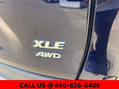 Used 2020 Toyota RAV4 XLE w/ Convenience Package AWD/4WD image 10