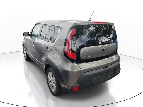 Used 2016 Kia Soul FWD image 6