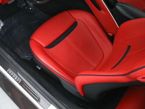Certified 2021 Ferrari Roma RWD image 27