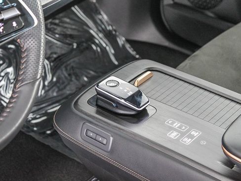 Certified 2024 Nissan Ariya AWD image 20