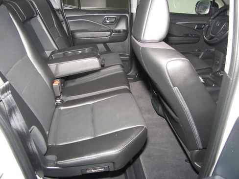 Used 2023 Honda Ridgeline RTL-E image 19