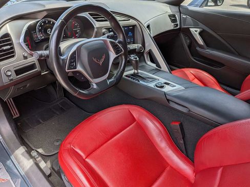 Used 2019 Chevrolet Corvette Stingray Coupe w/ Carbon Flash Badge Package RWD image 13