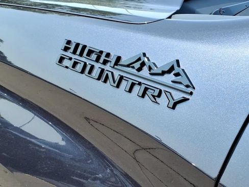 Used 2024 Chevrolet Silverado 1500 High Country w/ High Country Premium Package AWD/4WD image 11