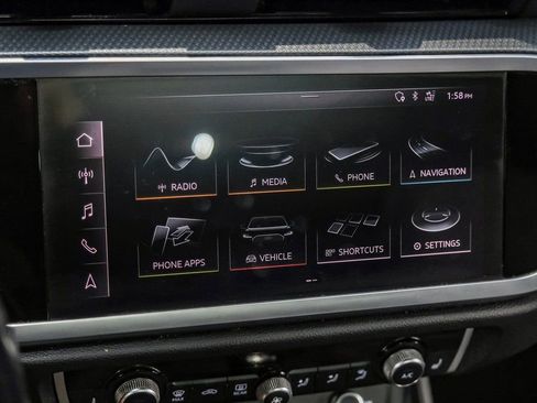 Used 2020 Audi Q3 2.0T Premium Plus w/ Premium Plus Package image 33