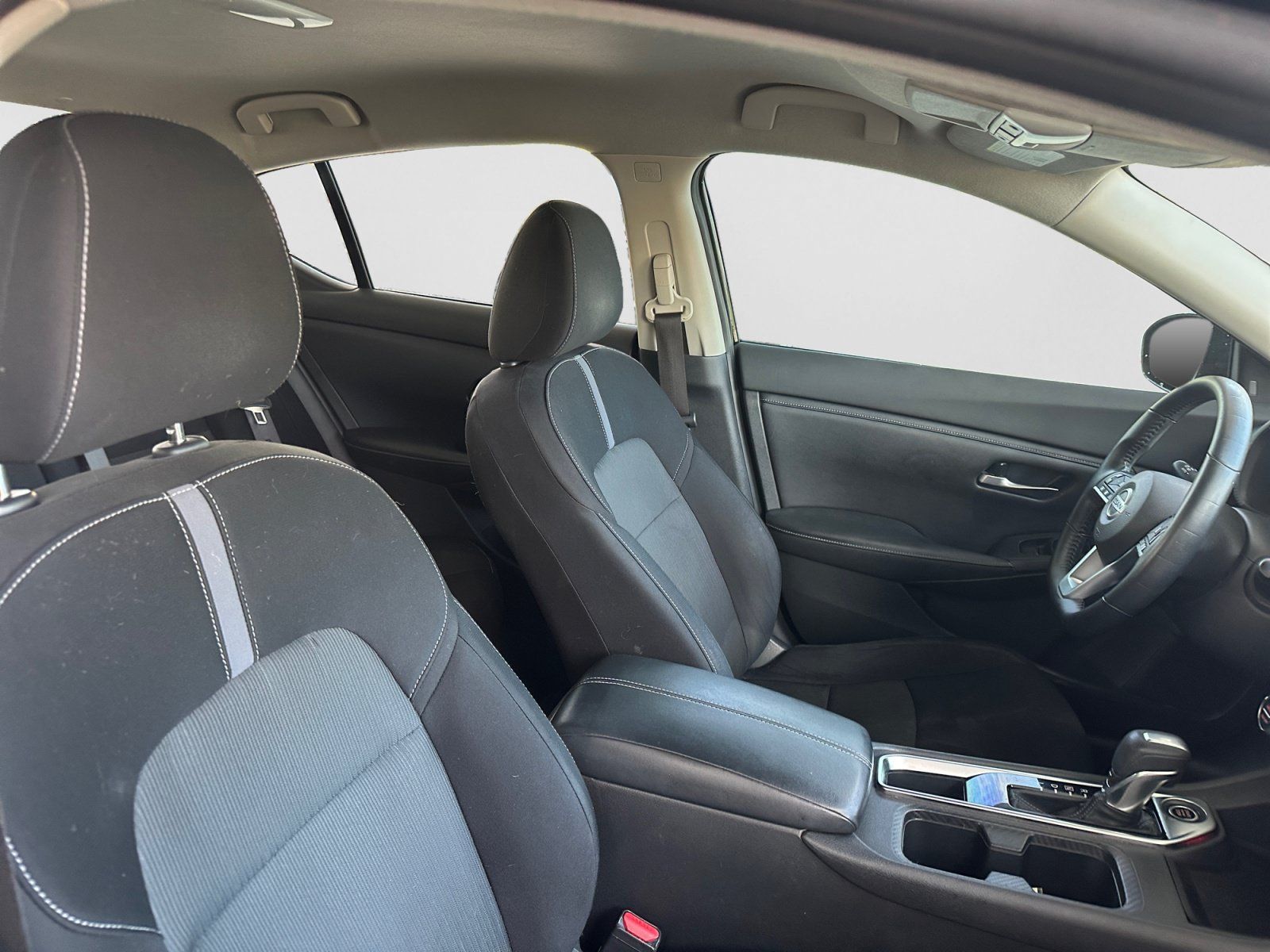 Used 2020 Nissan Sentra SV w/ Lighting Package FWD image 16