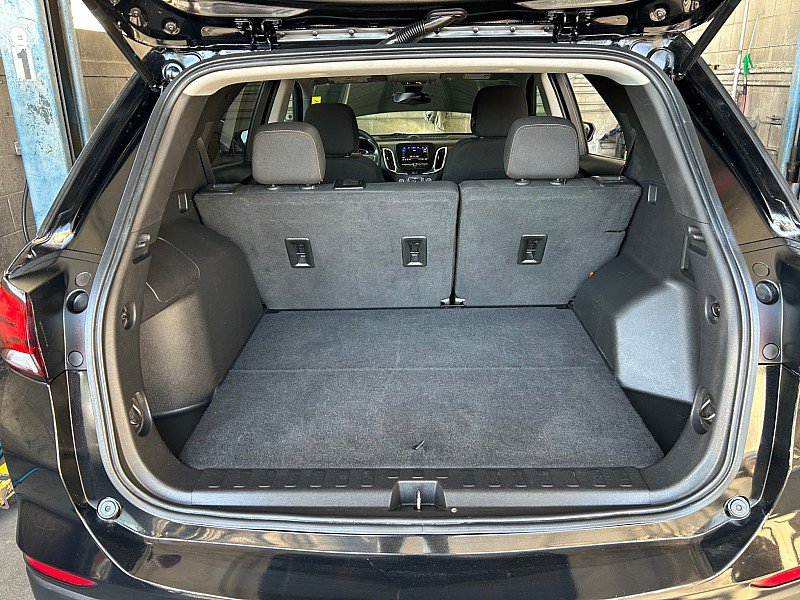 Used 2023 Chevrolet Equinox LT FWD image 21