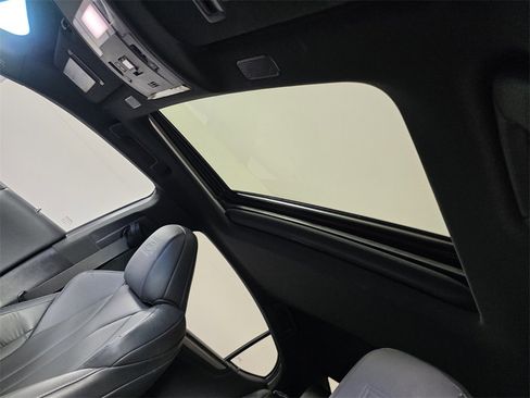 Used 2025 Lexus ES 350 F Sport image 12