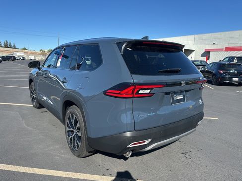 Used 2026 Toyota Grand Highlander AWD Hybrid image 3
